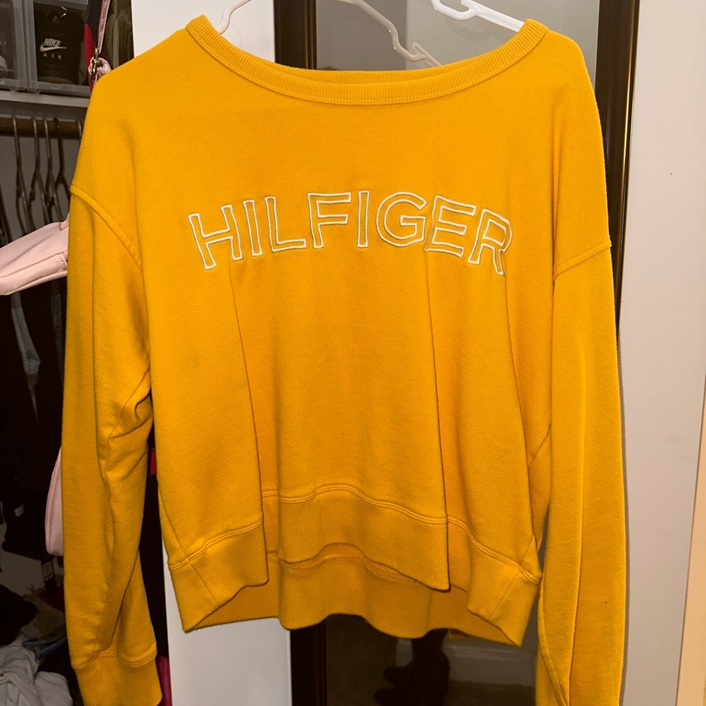 Yellow sweater